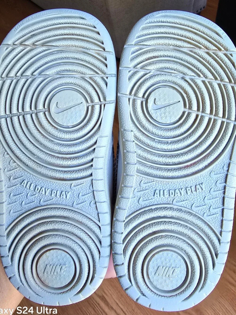 Sz 7C Toddler Kids NIKE COURT BOROUGH LOW RECRAFT Bungee Lace/Adjustable Strap